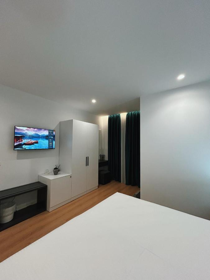 Clinton Tirana Inn ภายนอก รูปภาพ