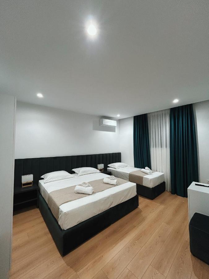 Clinton Tirana Inn ภายนอก รูปภาพ