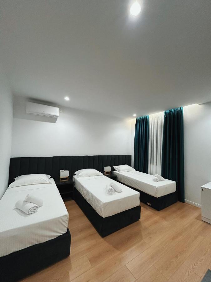 Clinton Tirana Inn ภายนอก รูปภาพ