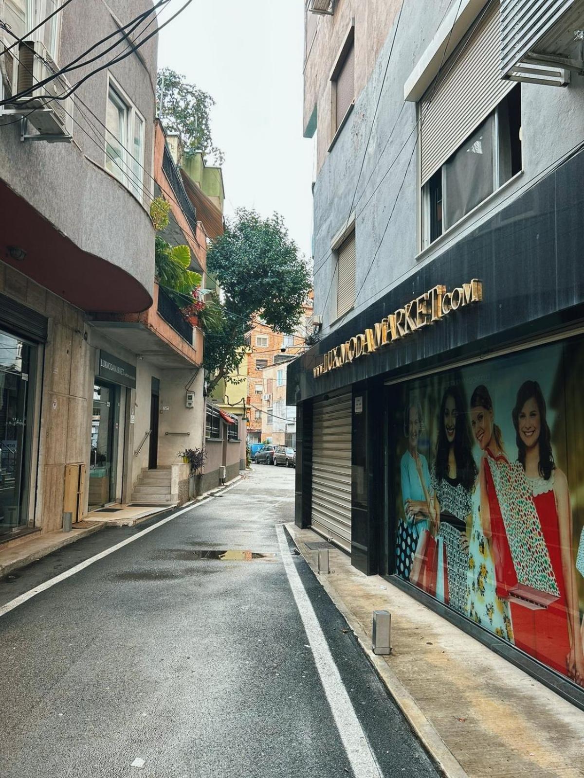 Clinton Tirana Inn ภายนอก รูปภาพ